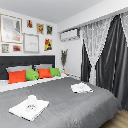 11 Steps' Lovely Studio In The Center Tiranë Luaran gambar