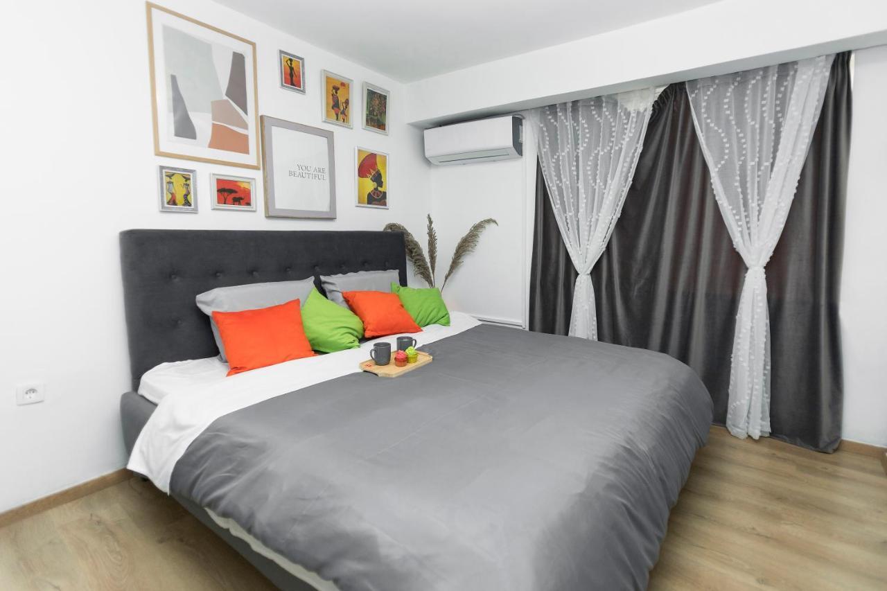 11 Steps' Lovely Studio In The Center Tiranë Luaran gambar